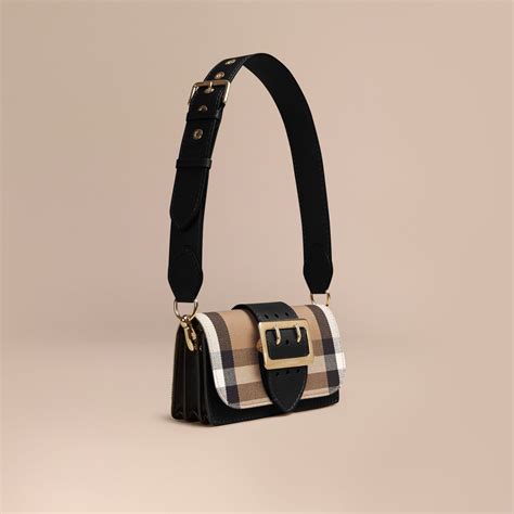 burberry clutch kalbsleder gelb und grau|Women's Burberry Clutches Handbags & Purses .